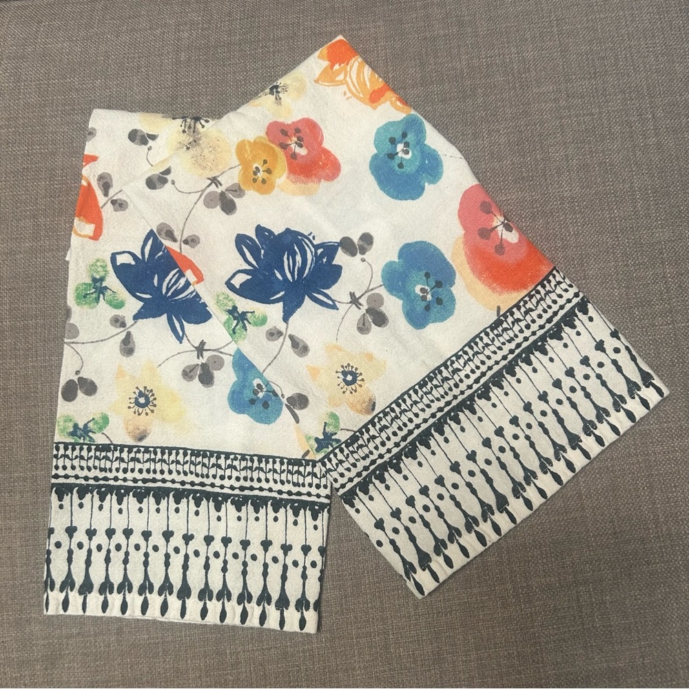 Vtg ANTHROPOLOGIE Isidre Collection 2-pcs Floral Pattern Cloth Napkins #1001254